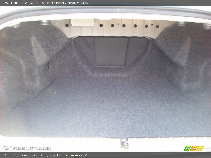White Pearl / Medium Gray 2011 Mitsubishi Galant ES