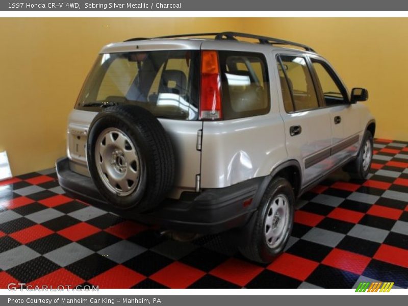 Sebring Silver Metallic / Charcoal 1997 Honda CR-V 4WD