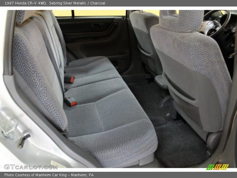Sebring Silver Metallic / Charcoal 1997 Honda CR-V 4WD