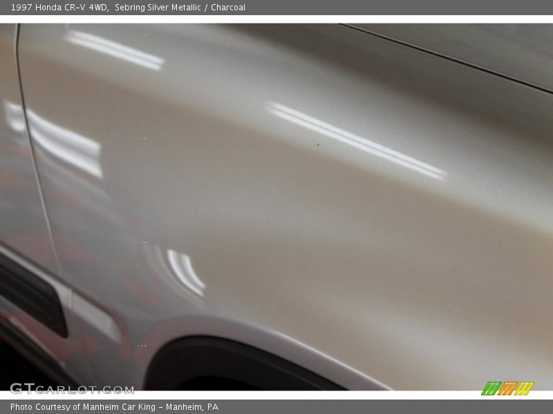 Sebring Silver Metallic / Charcoal 1997 Honda CR-V 4WD