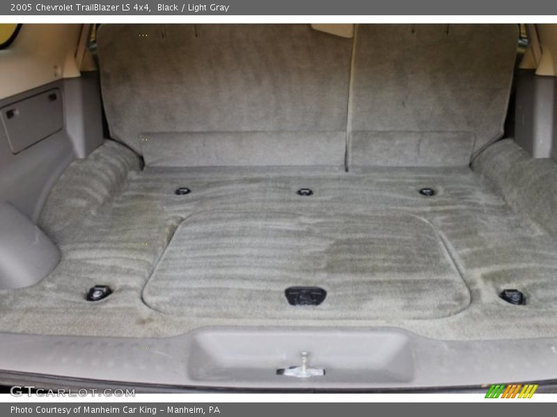 Black / Light Gray 2005 Chevrolet TrailBlazer LS 4x4