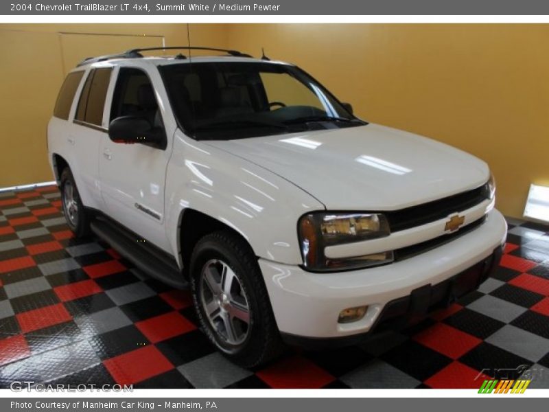Summit White / Medium Pewter 2004 Chevrolet TrailBlazer LT 4x4