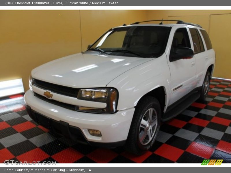 Summit White / Medium Pewter 2004 Chevrolet TrailBlazer LT 4x4
