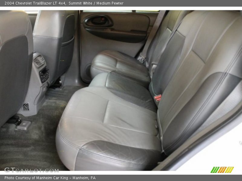 Summit White / Medium Pewter 2004 Chevrolet TrailBlazer LT 4x4