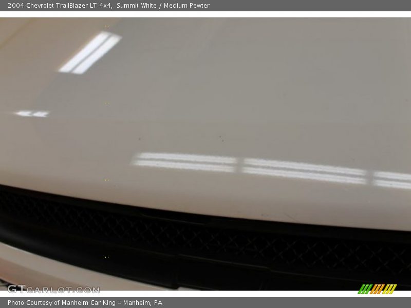 Summit White / Medium Pewter 2004 Chevrolet TrailBlazer LT 4x4