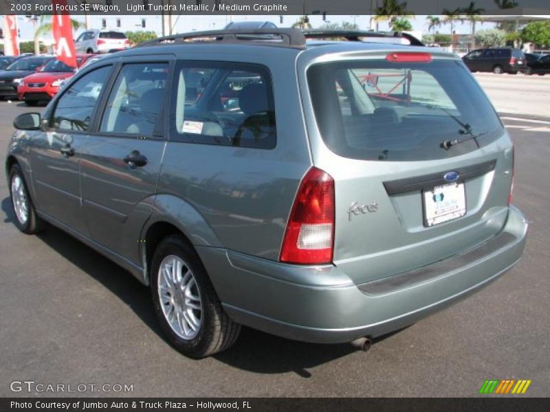 Light Tundra Metallic / Medium Graphite 2003 Ford Focus SE Wagon