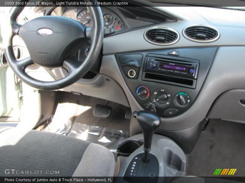 Dashboard of 2003 Focus SE Wagon