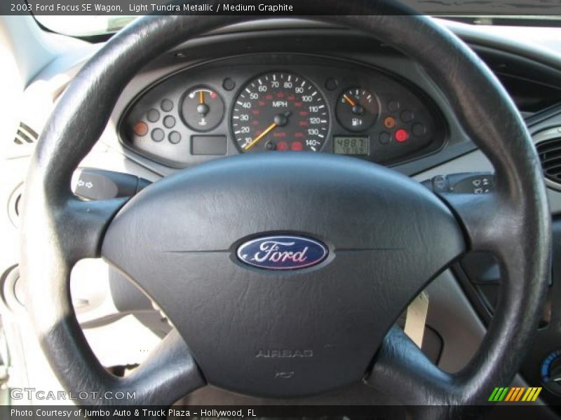 Light Tundra Metallic / Medium Graphite 2003 Ford Focus SE Wagon