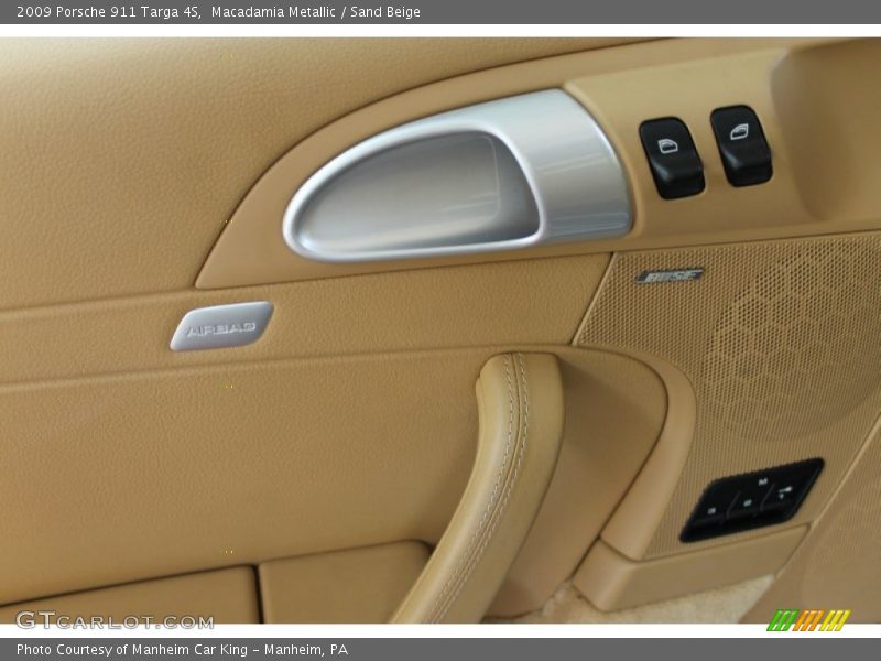 Controls of 2009 911 Targa 4S