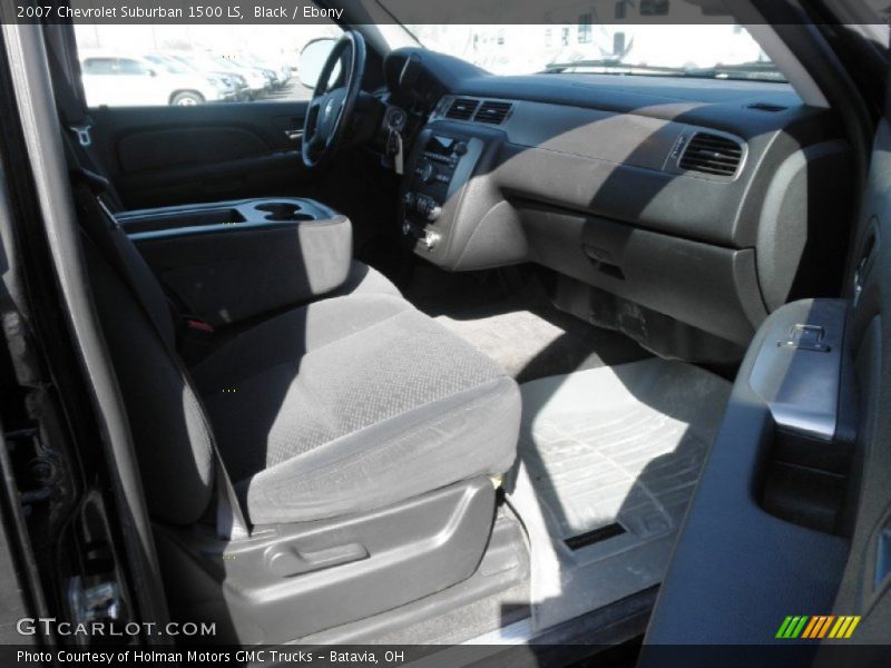 Black / Ebony 2007 Chevrolet Suburban 1500 LS