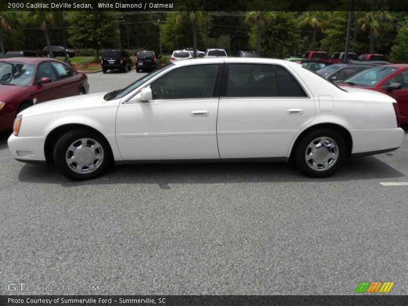 White Diamond / Oatmeal 2000 Cadillac DeVille Sedan