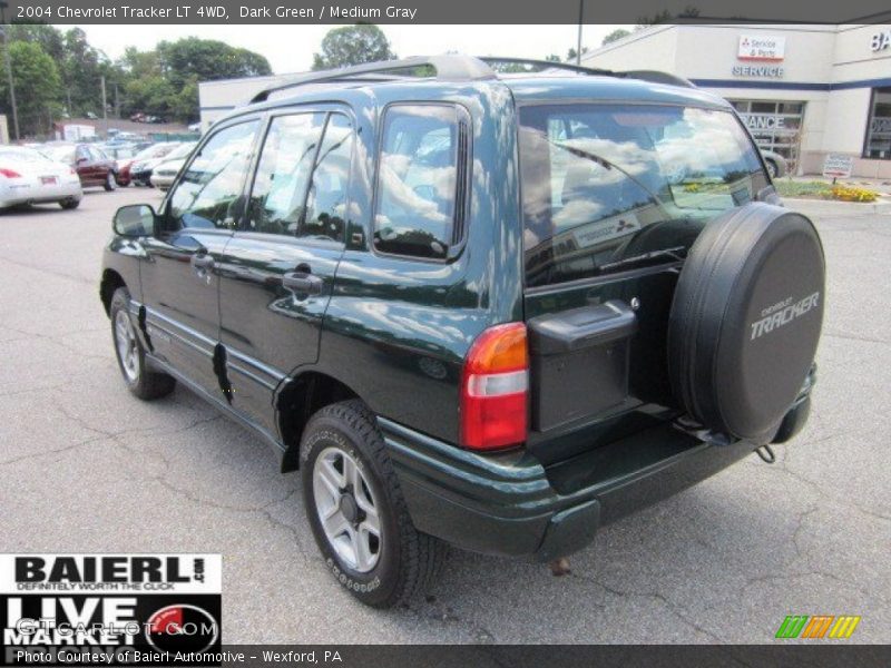 Dark Green / Medium Gray 2004 Chevrolet Tracker LT 4WD