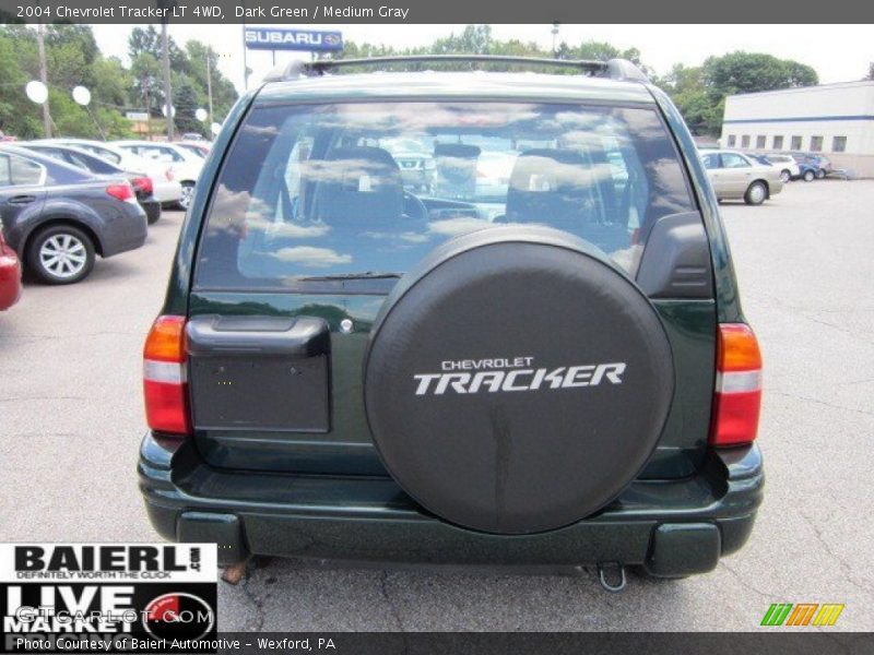 Dark Green / Medium Gray 2004 Chevrolet Tracker LT 4WD