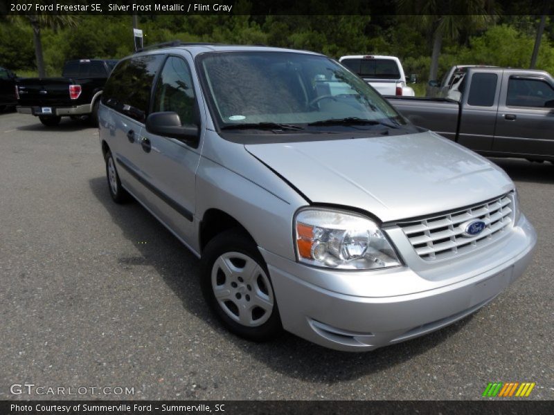 Silver Frost Metallic / Flint Gray 2007 Ford Freestar SE