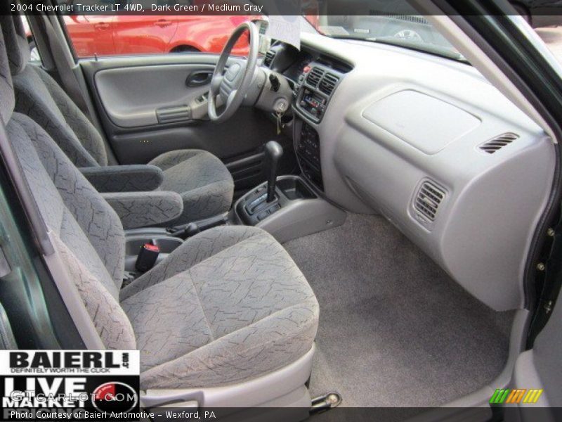 Dark Green / Medium Gray 2004 Chevrolet Tracker LT 4WD