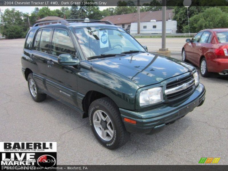 Dark Green / Medium Gray 2004 Chevrolet Tracker LT 4WD