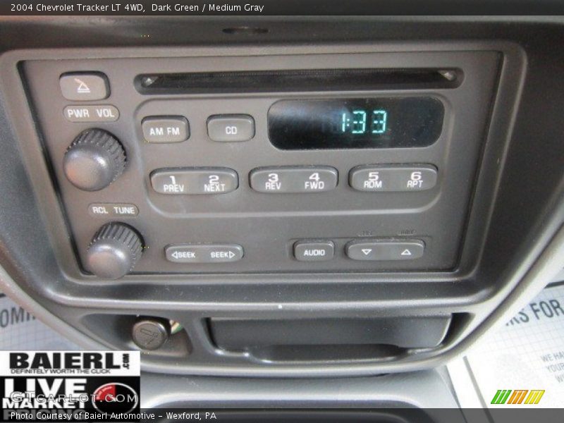 Dark Green / Medium Gray 2004 Chevrolet Tracker LT 4WD