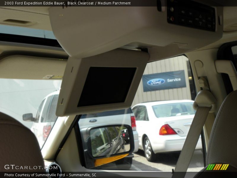 Black Clearcoat / Medium Parchment 2003 Ford Expedition Eddie Bauer