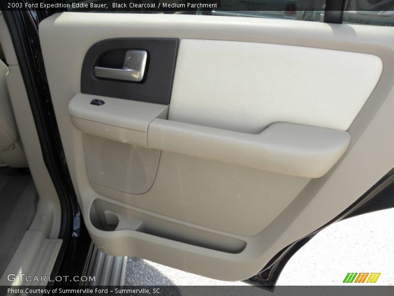 Black Clearcoat / Medium Parchment 2003 Ford Expedition Eddie Bauer