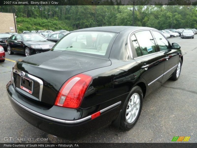 Ebony Black / Gray 2007 Kia Amanti