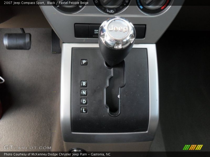 Black / Pastel Pebble Beige 2007 Jeep Compass Sport