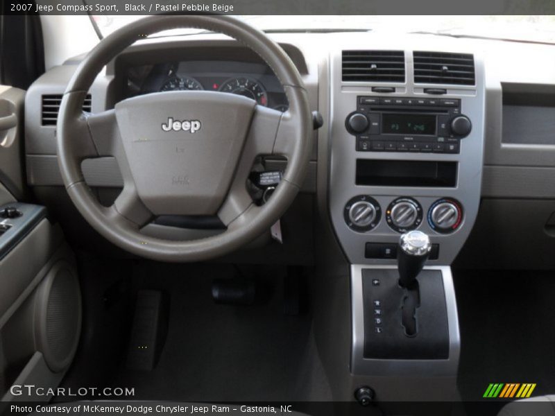 Black / Pastel Pebble Beige 2007 Jeep Compass Sport
