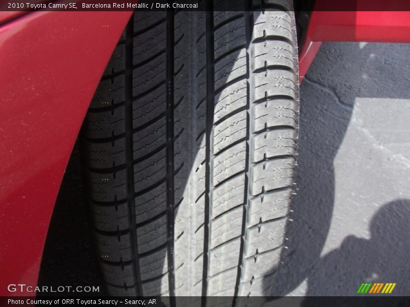 Barcelona Red Metallic / Dark Charcoal 2010 Toyota Camry SE