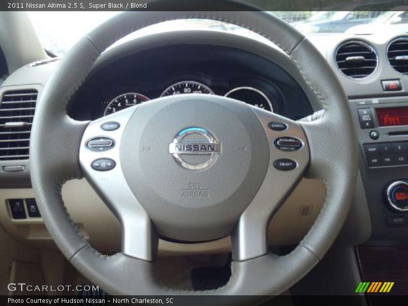 Super Black / Blond 2011 Nissan Altima 2.5 S