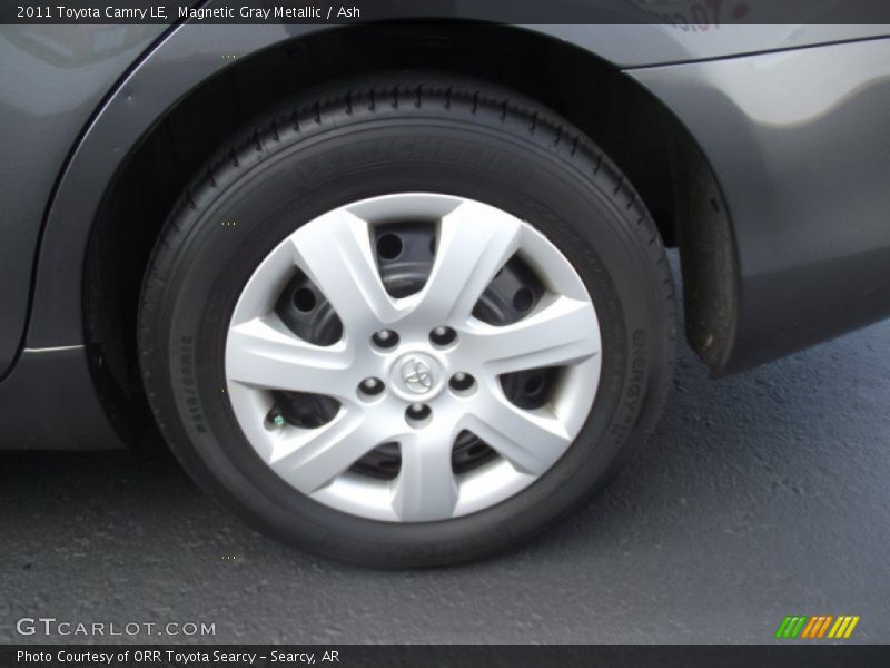 Magnetic Gray Metallic / Ash 2011 Toyota Camry LE