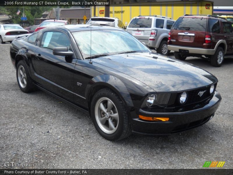 Black / Dark Charcoal 2006 Ford Mustang GT Deluxe Coupe