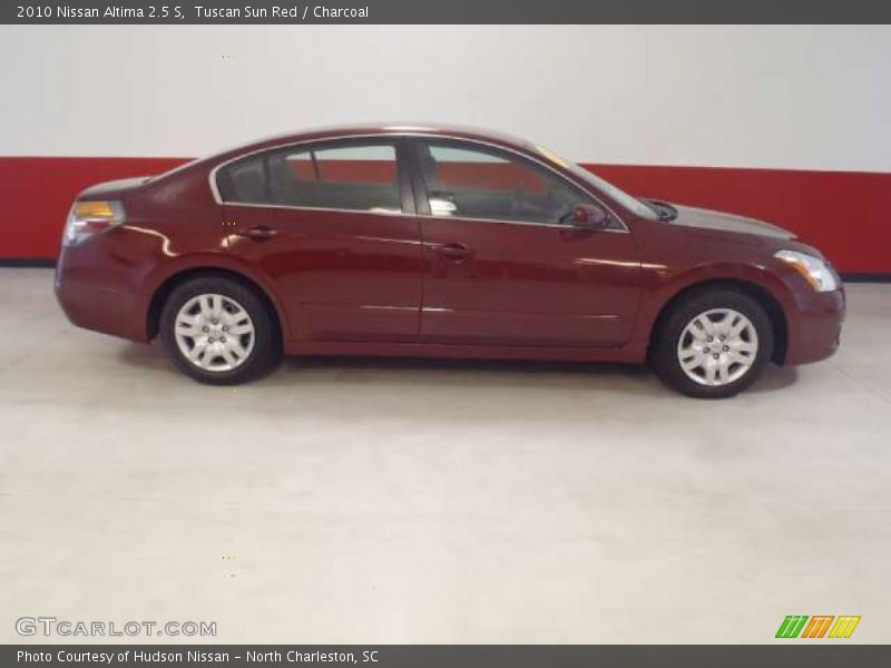 Tuscan Sun Red / Charcoal 2010 Nissan Altima 2.5 S