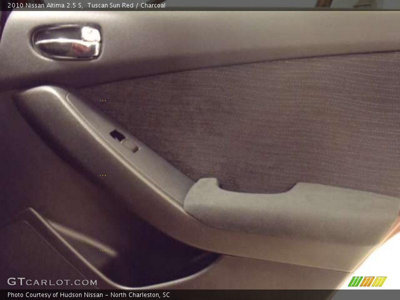 Tuscan Sun Red / Charcoal 2010 Nissan Altima 2.5 S