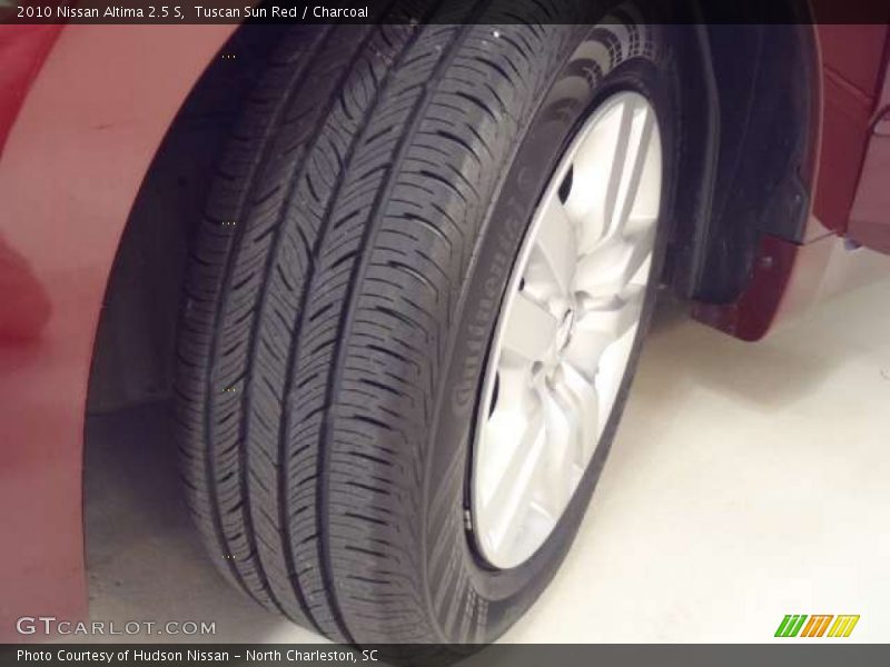 Tuscan Sun Red / Charcoal 2010 Nissan Altima 2.5 S
