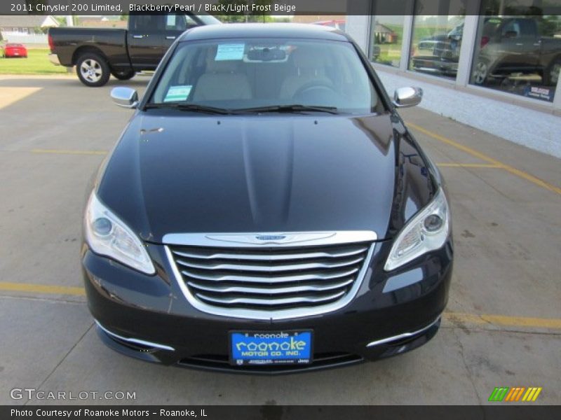 Blackberry Pearl / Black/Light Frost Beige 2011 Chrysler 200 Limited