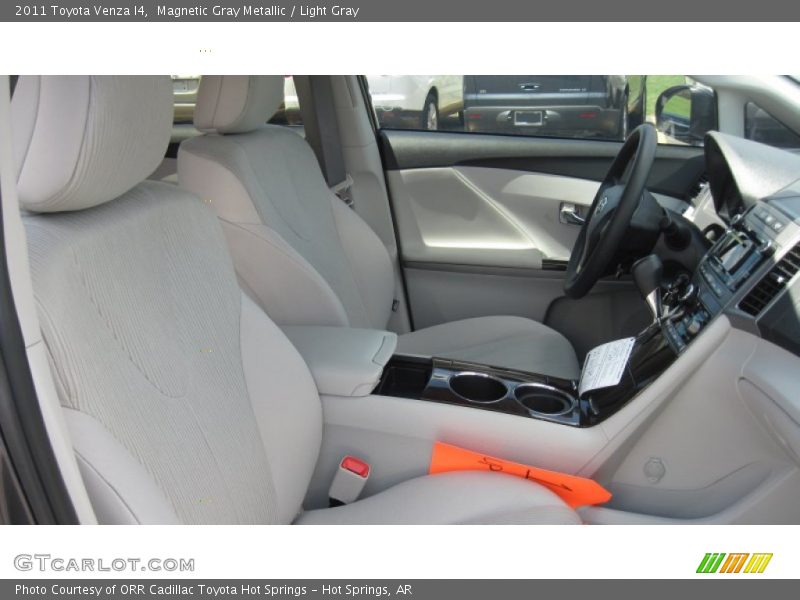 Magnetic Gray Metallic / Light Gray 2011 Toyota Venza I4
