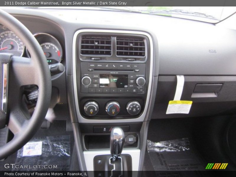 Bright Silver Metallic / Dark Slate Gray 2011 Dodge Caliber Mainstreet