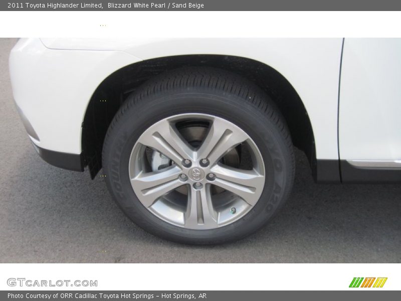 Blizzard White Pearl / Sand Beige 2011 Toyota Highlander Limited