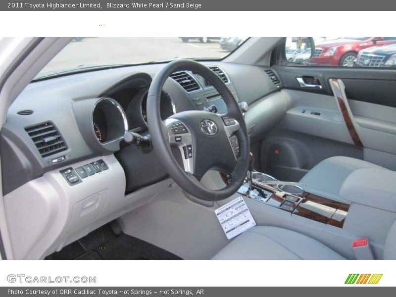Blizzard White Pearl / Sand Beige 2011 Toyota Highlander Limited