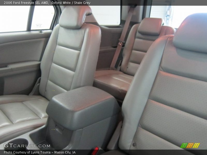 Oxford White / Shale Grey 2006 Ford Freestyle SEL AWD