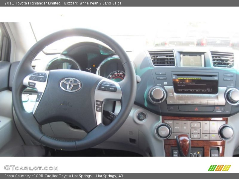 Blizzard White Pearl / Sand Beige 2011 Toyota Highlander Limited