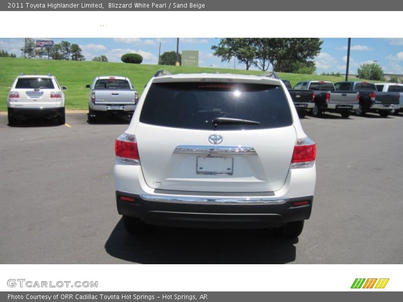 Blizzard White Pearl / Sand Beige 2011 Toyota Highlander Limited