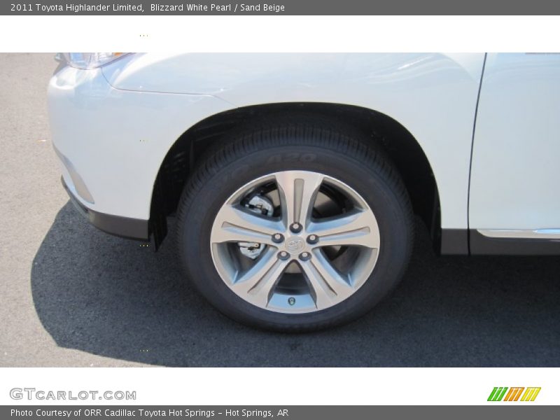 Blizzard White Pearl / Sand Beige 2011 Toyota Highlander Limited