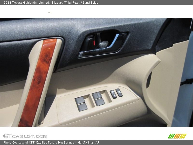 Blizzard White Pearl / Sand Beige 2011 Toyota Highlander Limited