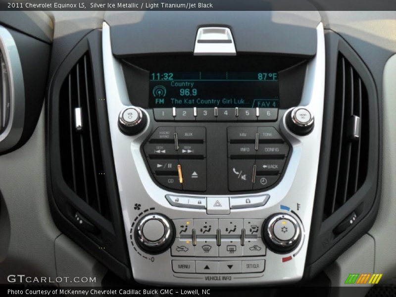 Silver Ice Metallic / Light Titanium/Jet Black 2011 Chevrolet Equinox LS