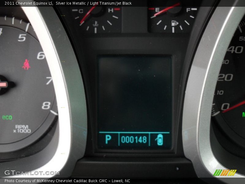 Silver Ice Metallic / Light Titanium/Jet Black 2011 Chevrolet Equinox LS