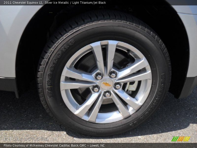 Silver Ice Metallic / Light Titanium/Jet Black 2011 Chevrolet Equinox LS