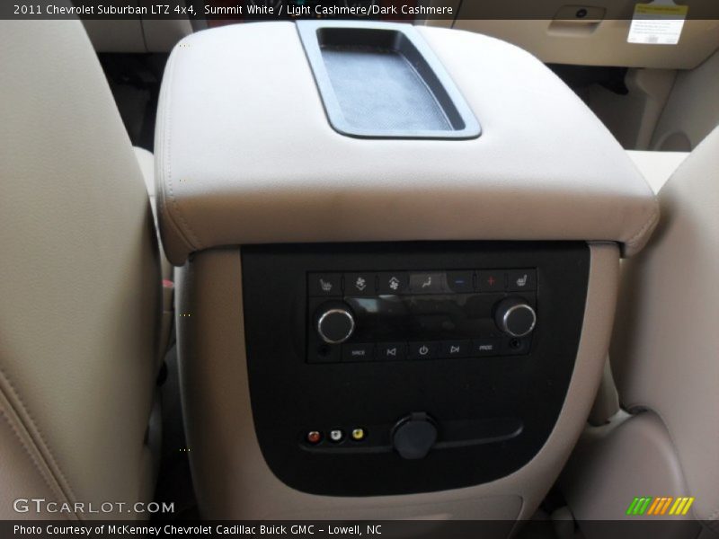 Summit White / Light Cashmere/Dark Cashmere 2011 Chevrolet Suburban LTZ 4x4