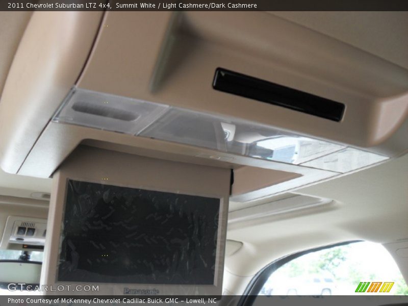 Summit White / Light Cashmere/Dark Cashmere 2011 Chevrolet Suburban LTZ 4x4
