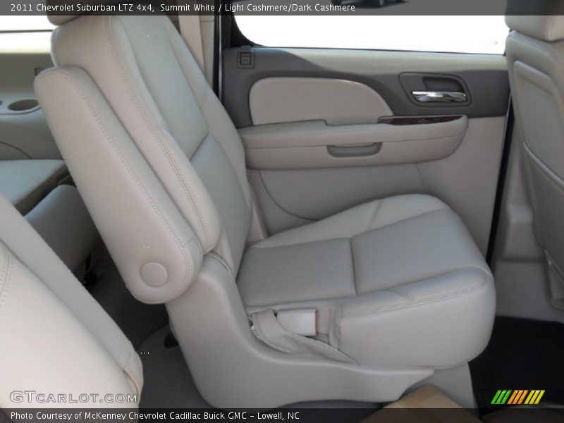 Summit White / Light Cashmere/Dark Cashmere 2011 Chevrolet Suburban LTZ 4x4