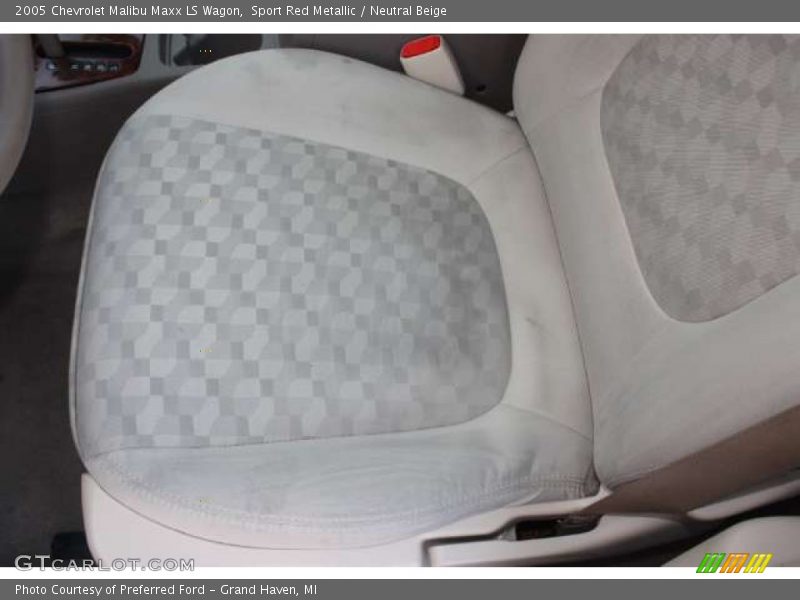  2005 Malibu Maxx LS Wagon Neutral Beige Interior
